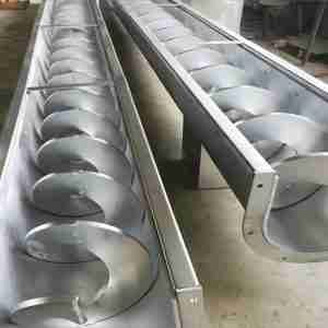sludge cake conveyor